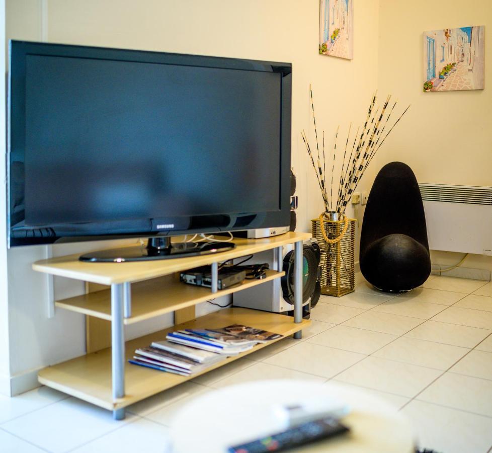 Luxury House Apartment *